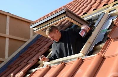 Pose de fenêtres de toit Velux à Lerné